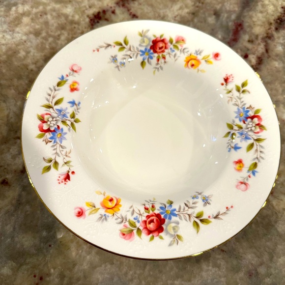 Royal Kent Bone China plate - Picture 1 of 7